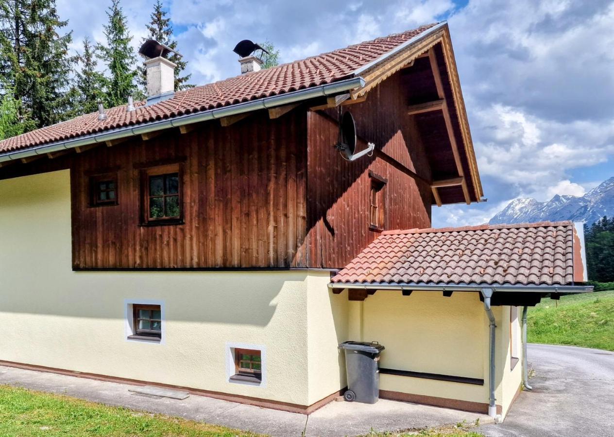 Ferienhaus Alpenschloessl Lermoos Buitenkant foto
